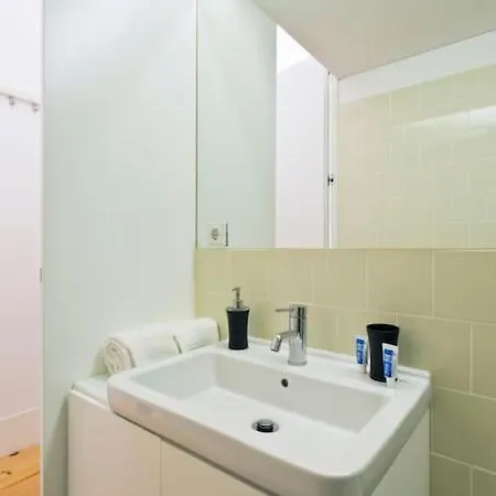 Flower 45 @ Rua Flores 포르투