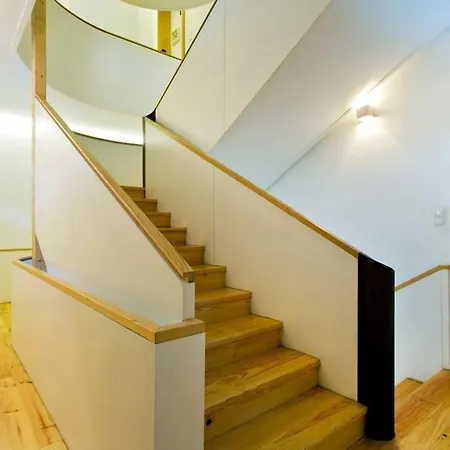 Flower 45 @ Rua Flores * Oporto